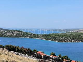 Apartman s okućnicom, Prodaja, Šibenik - Okolica, Grebaštica