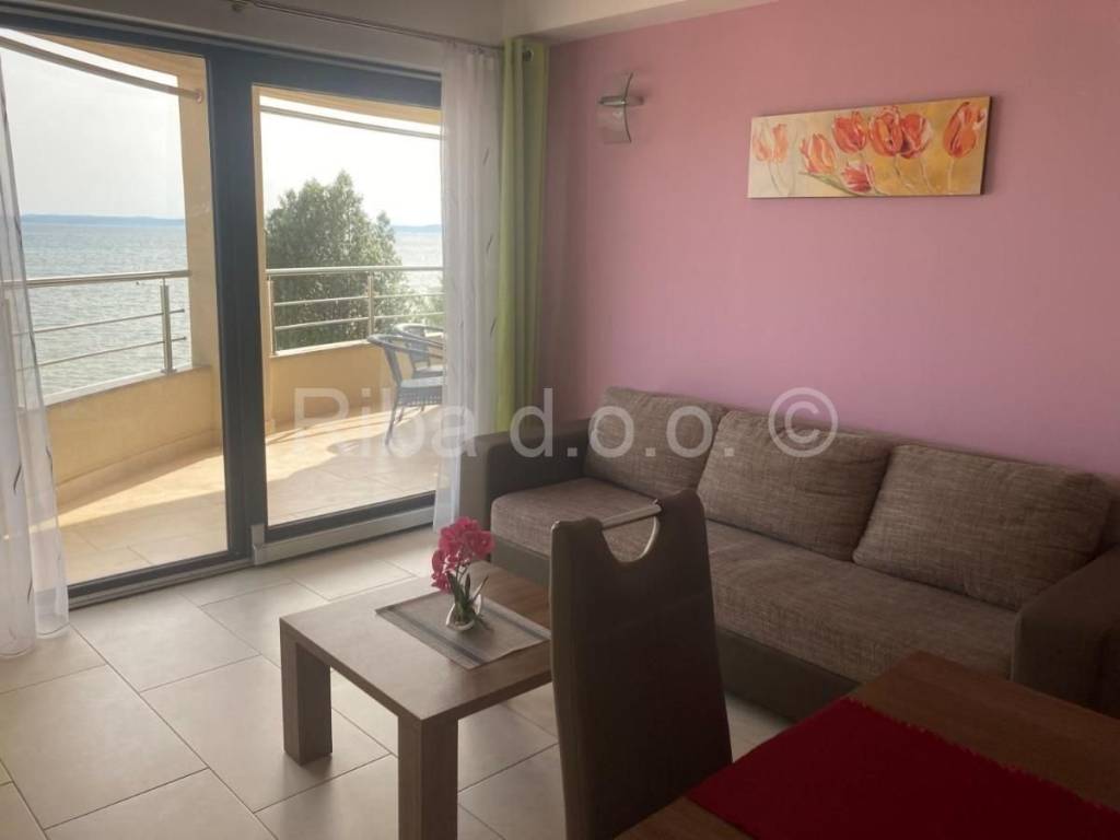 Apartmanska kuća, Prodaja, Privlaka, Privlaka