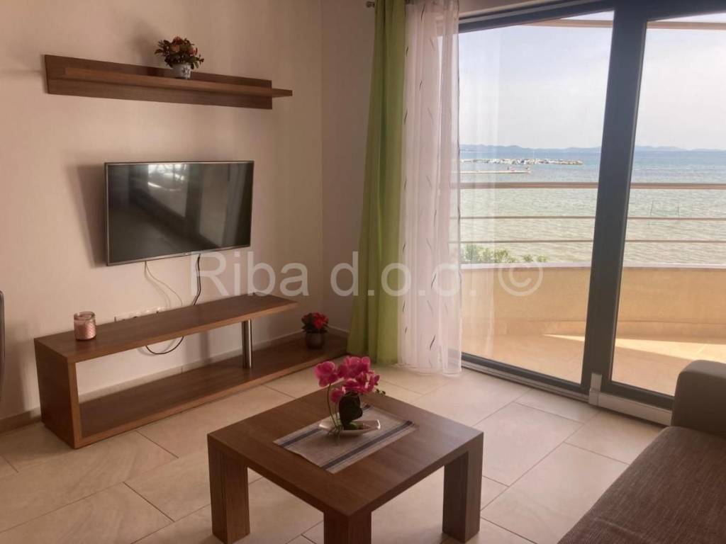 Apartmanska kuća, Prodaja, Privlaka, Privlaka
