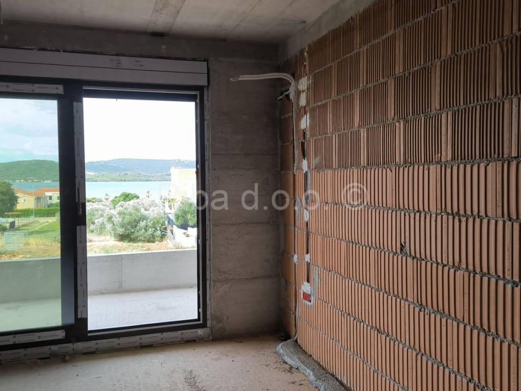 Apartman s okućnicom, Prodaja, Sveti Filip i Jakov, Turanj
