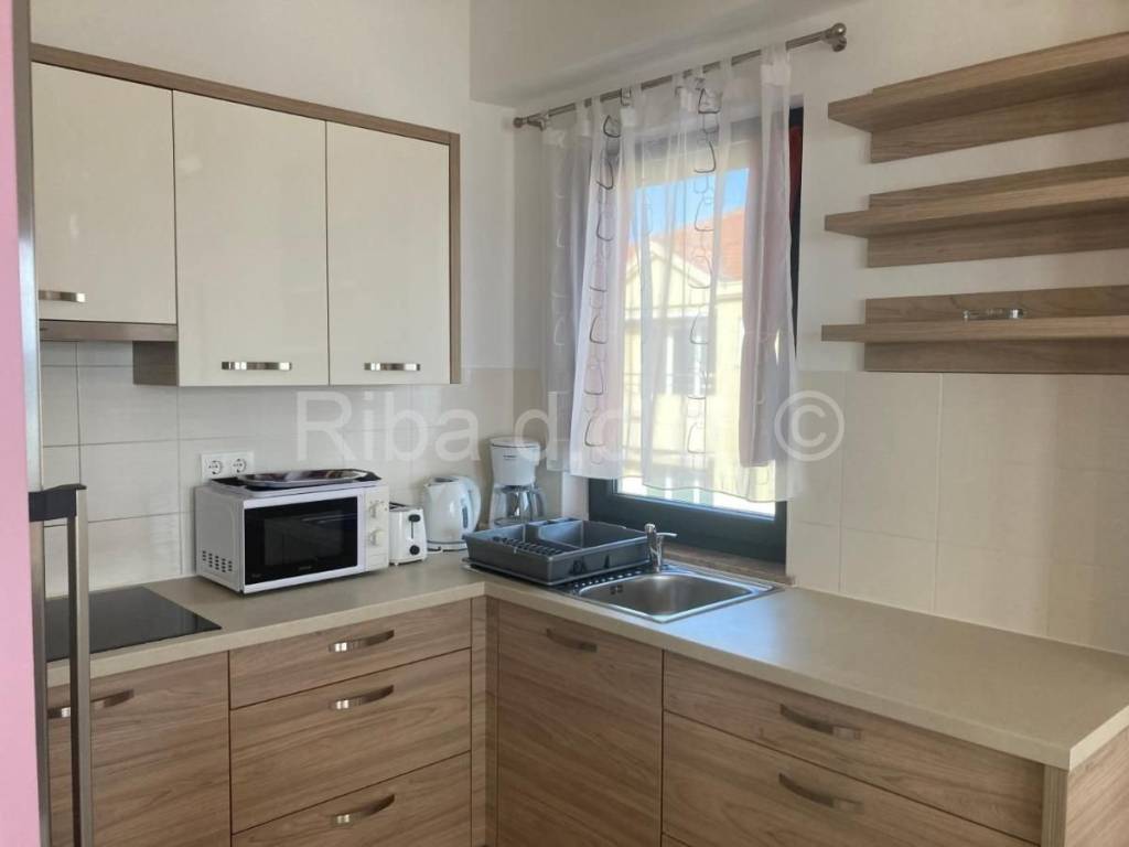 Apartmanska kuća, Prodaja, Privlaka, Privlaka