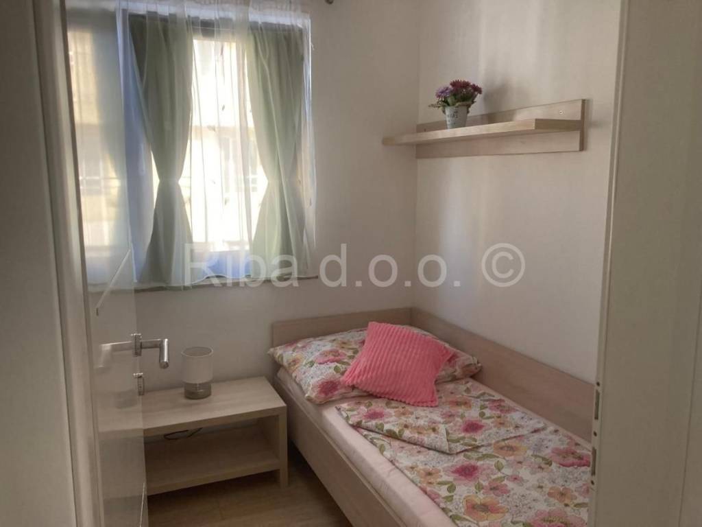 Apartmanska kuća, Prodaja, Privlaka, Privlaka