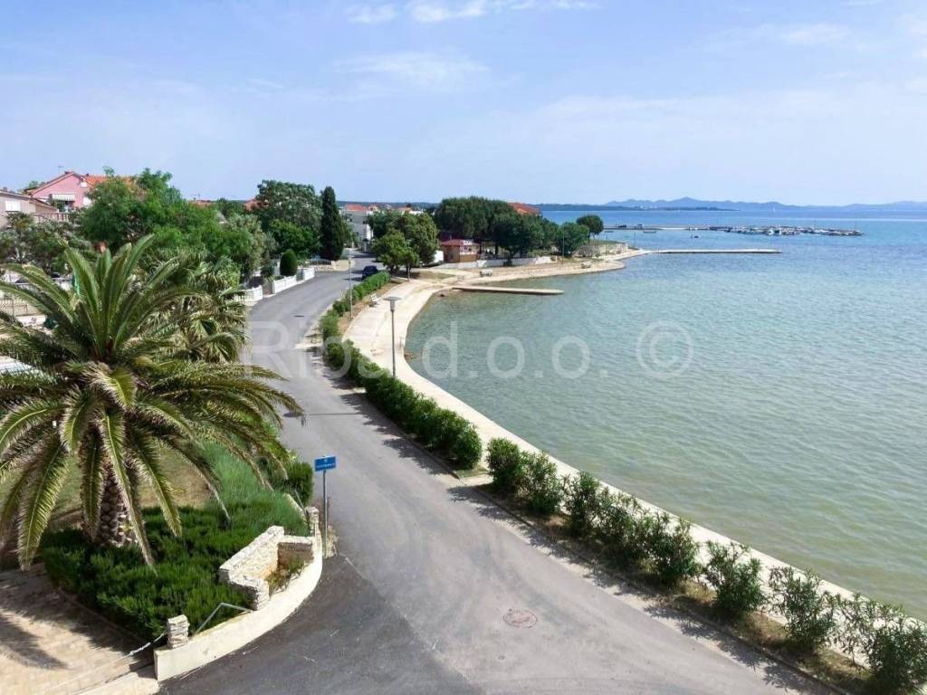 Apartmanska kuća, Prodaja, Privlaka, Privlaka