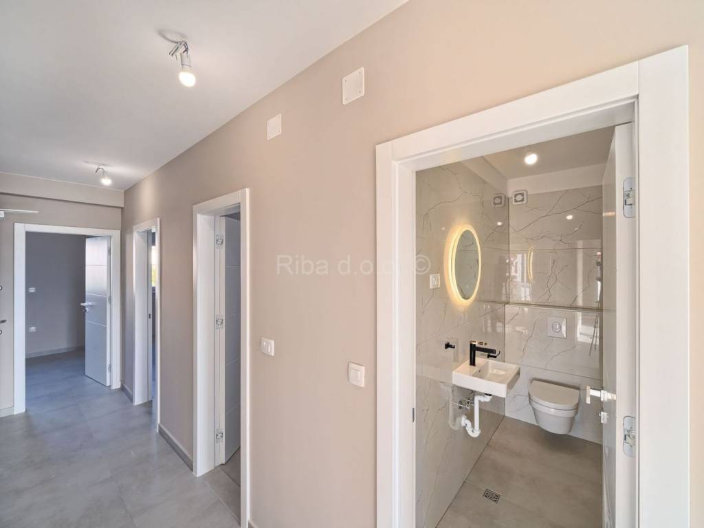 Apartman na moru, Prodaja, Šibenik - Okolica, Brodarica
