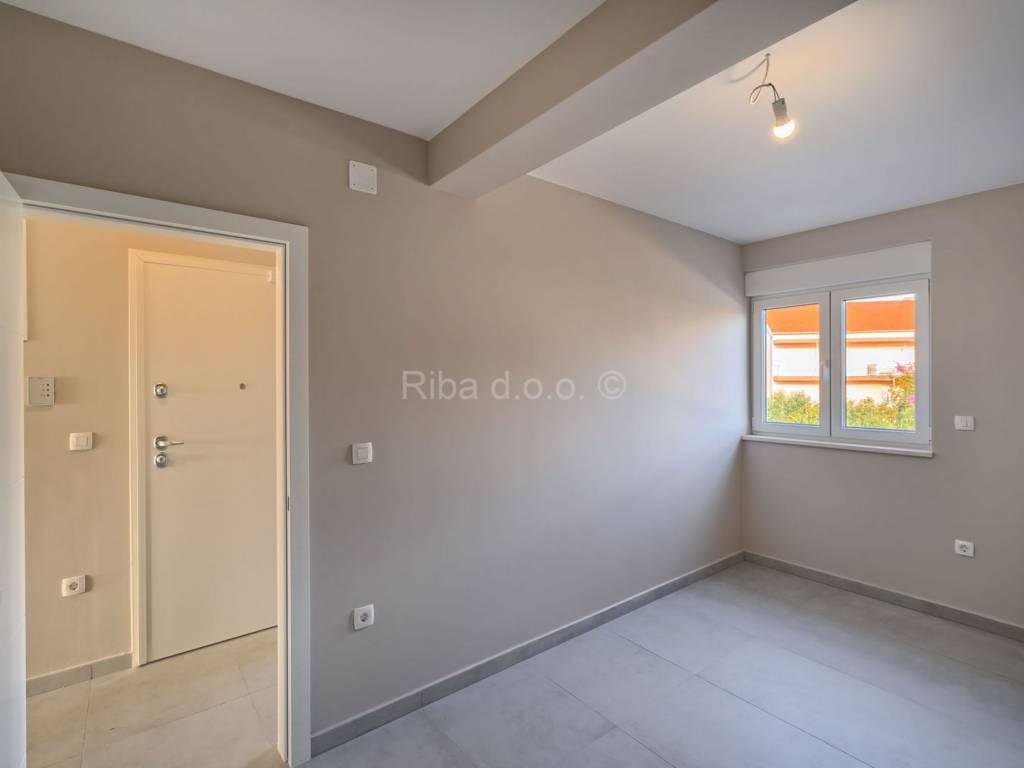 Apartman na moru, Prodaja, Šibenik - Okolica, Brodarica