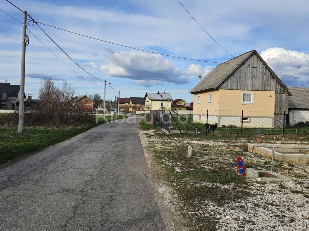 Kamena kuća, Prodaja, Gospić - Okolica, Debelo Brdo I