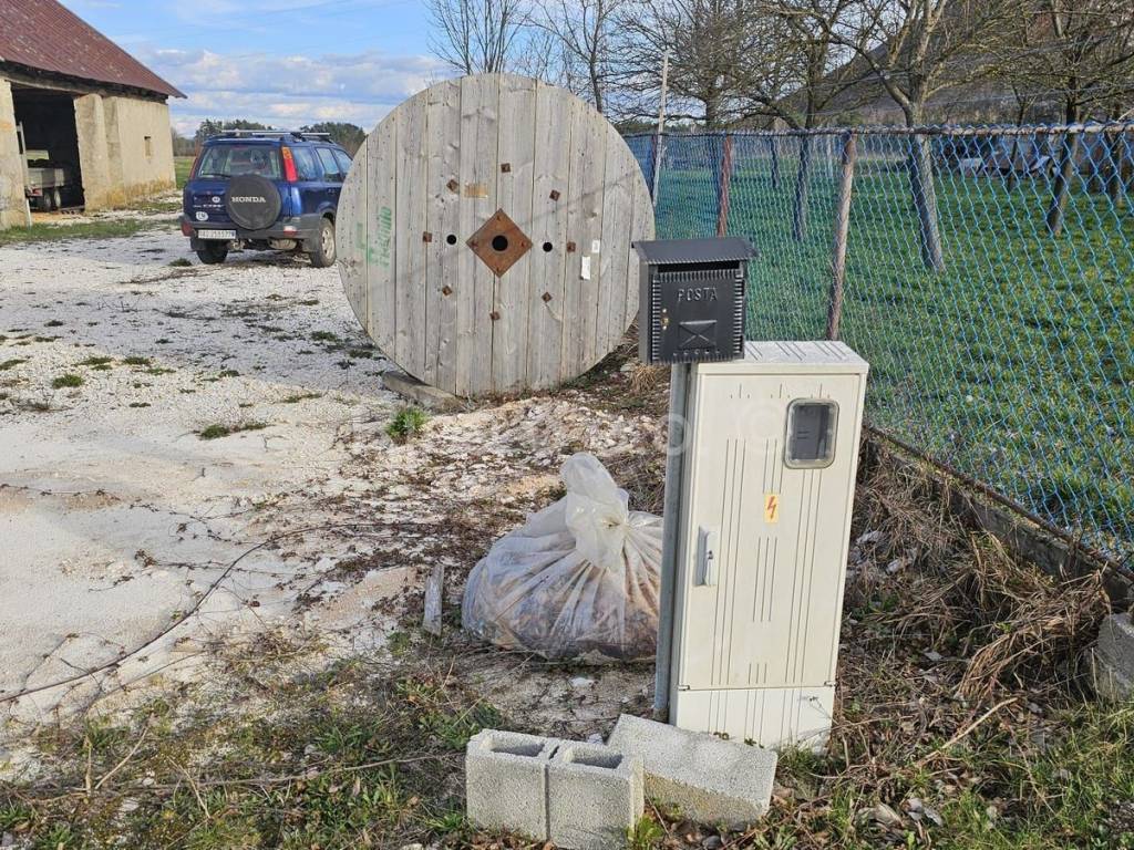 Kamena kuća, Prodaja, Gospić - Okolica, Debelo Brdo I