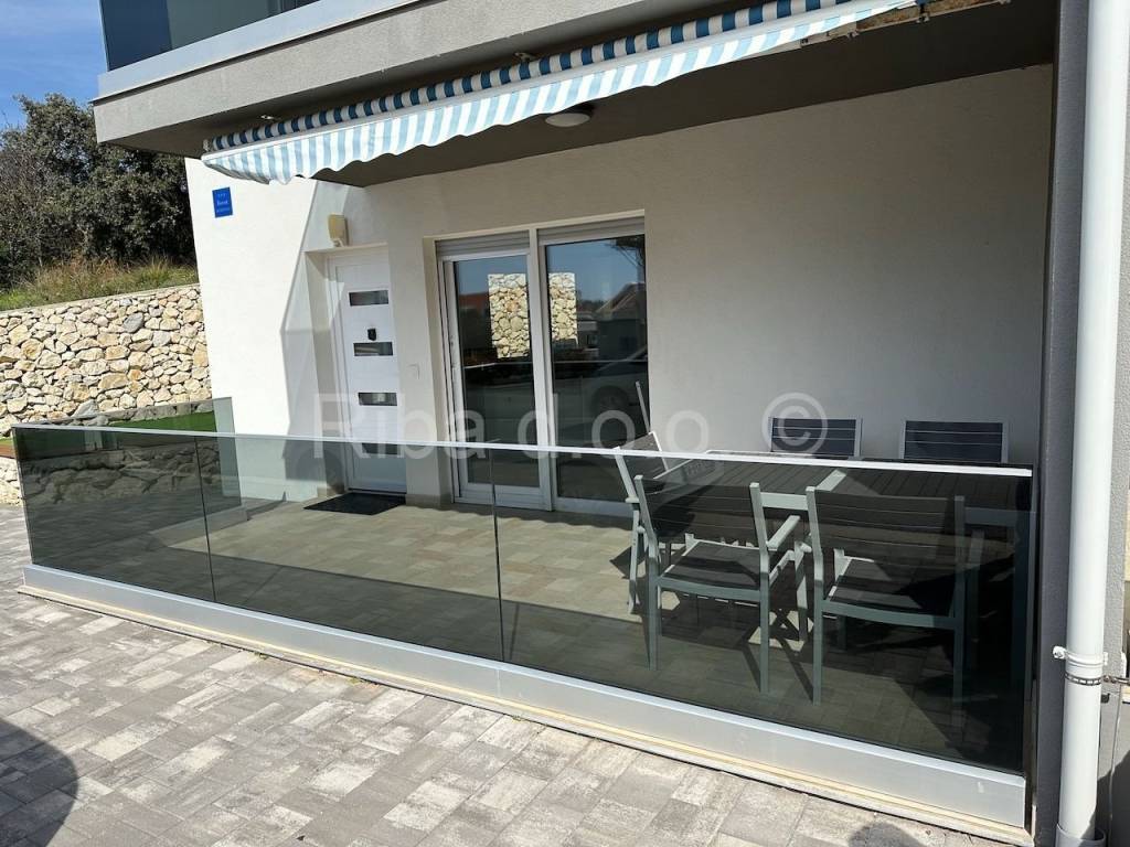 Apartman s okućnicom, Prodaja, Pag, Šimuni