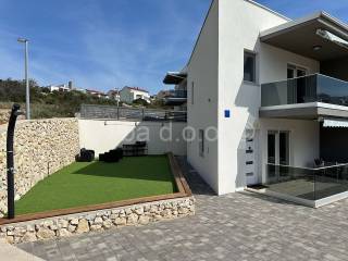 Apartman s okućnicom, Prodaja, Pag, Šimuni