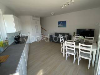Apartman s okućnicom, Prodaja, Pag, Šimuni