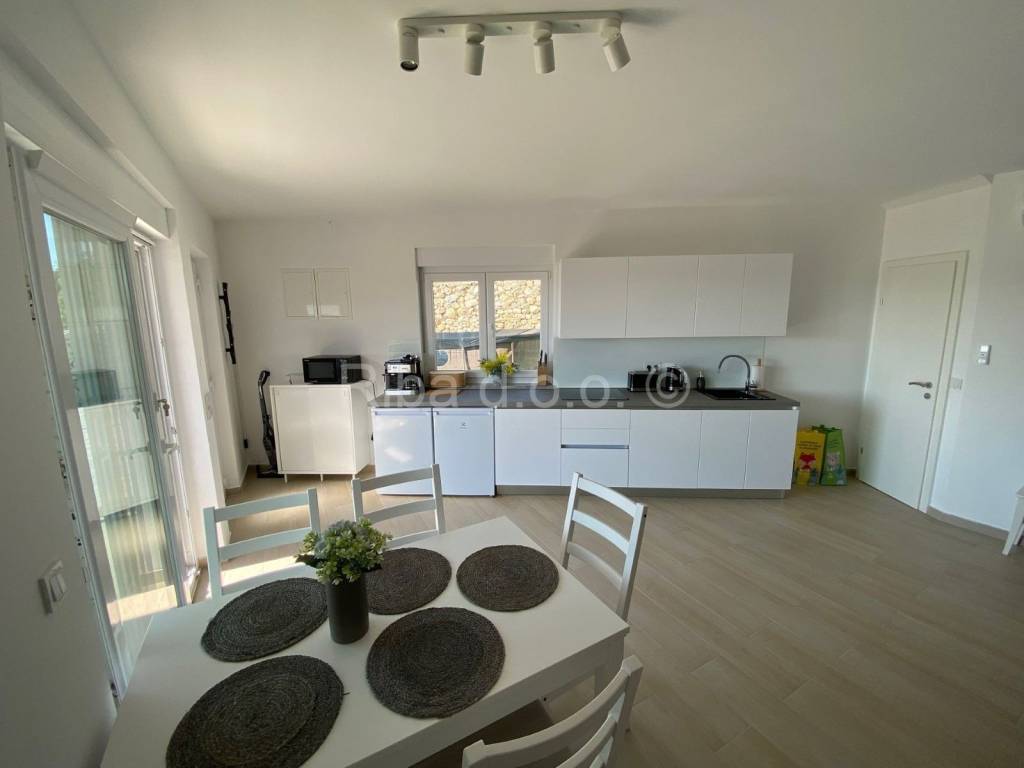 Apartman s okućnicom, Prodaja, Pag, Šimuni