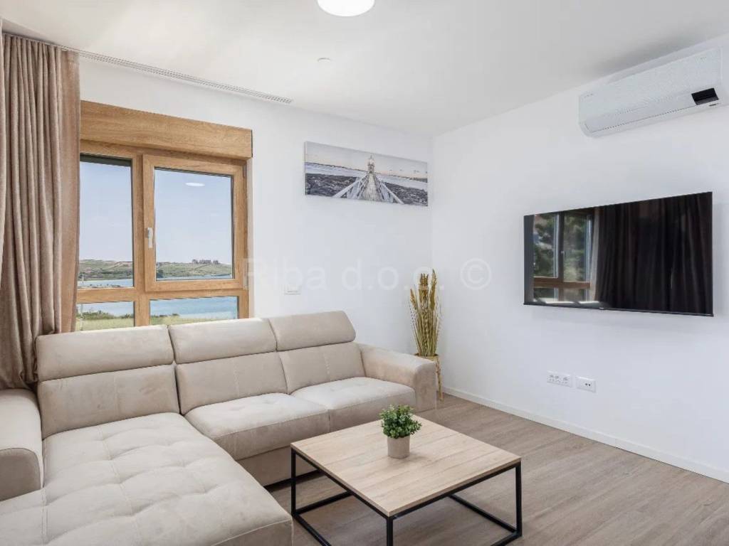 Luksuzni apartman, Prodaja, Povljana, Povljana