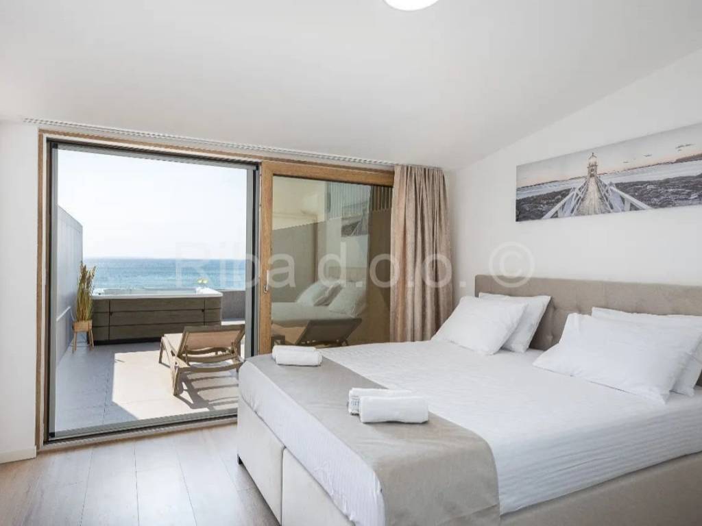 Luksuzni apartman, Prodaja, Povljana, Povljana