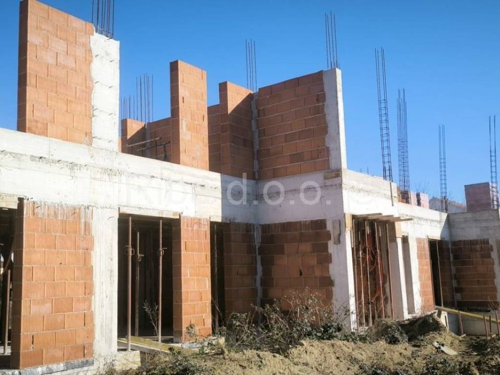Apartman s okućnicom, Prodaja, Privlaka, Privlaka