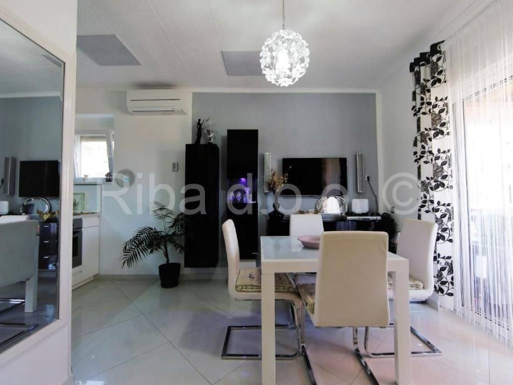 Apartman, Prodaja, Sali, Sali