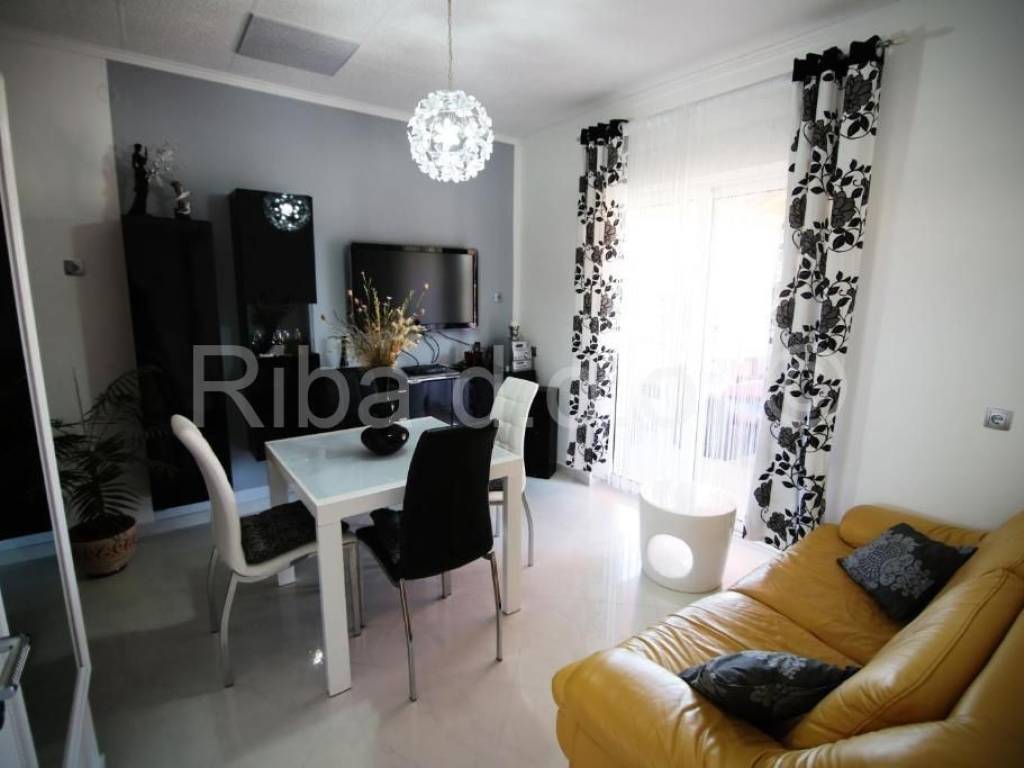 Apartman, Prodaja, Sali, Sali