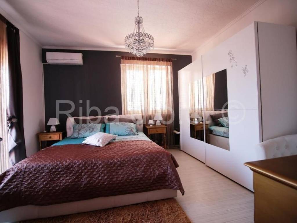 Apartman, Prodaja, Sali, Sali