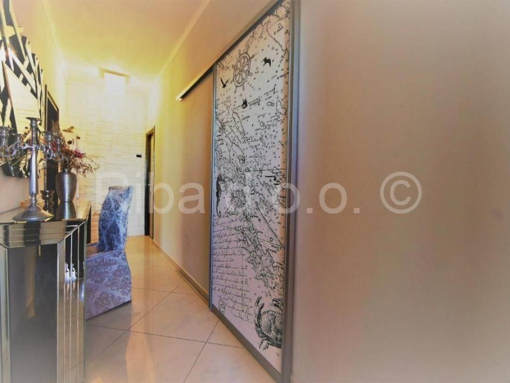 Apartman, Prodaja, Sali, Sali