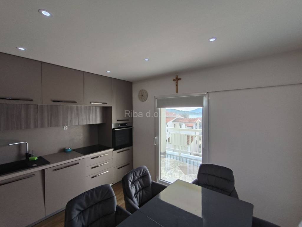 Stan u kući, Prodaja, Vodice, Vodice