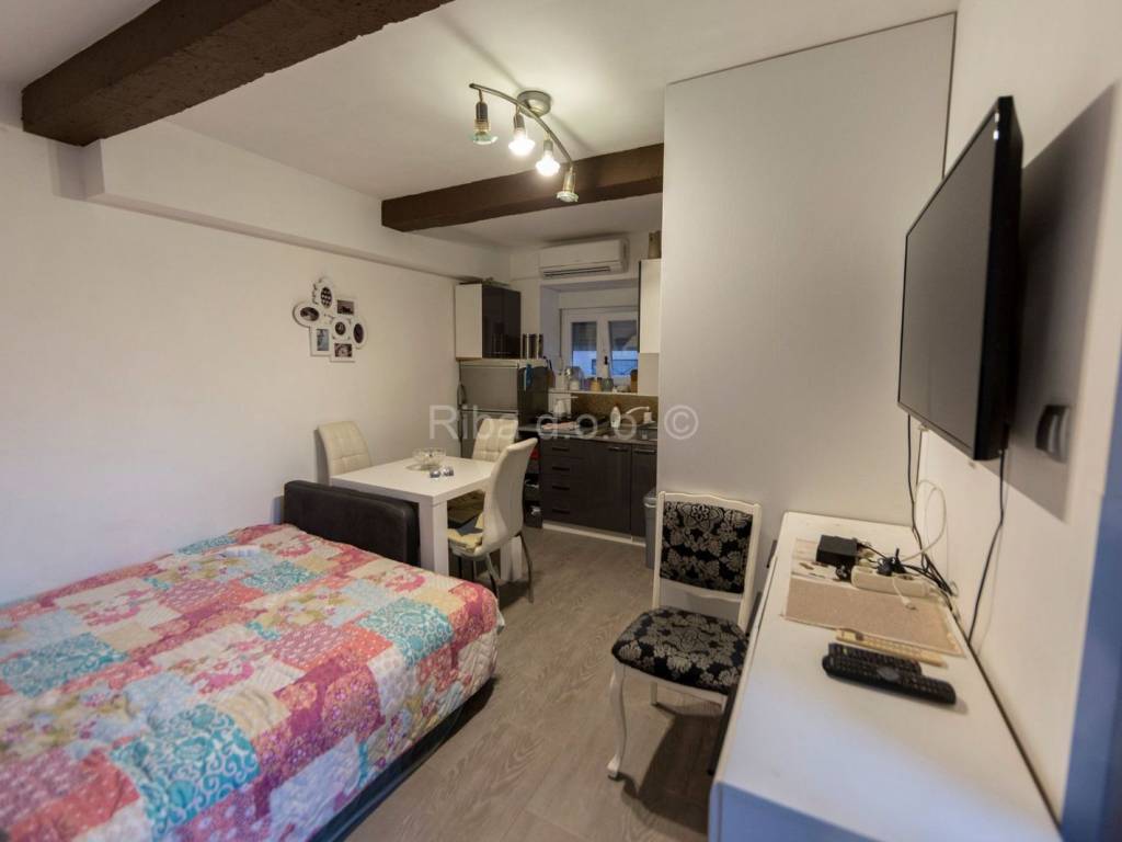 Apartman, Prodaja, Sali, Sali
