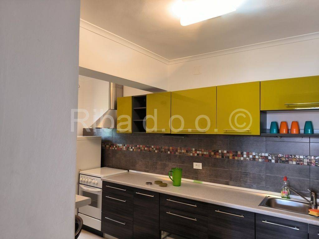 Apartmanska kuća, Prodaja, Šibenik - Okolica, Žaborić