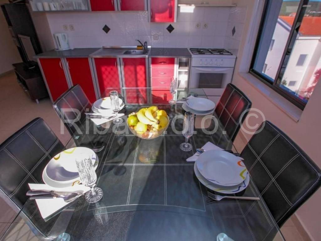 Apartmanska kuća, Prodaja, Sukošan, Sukošan