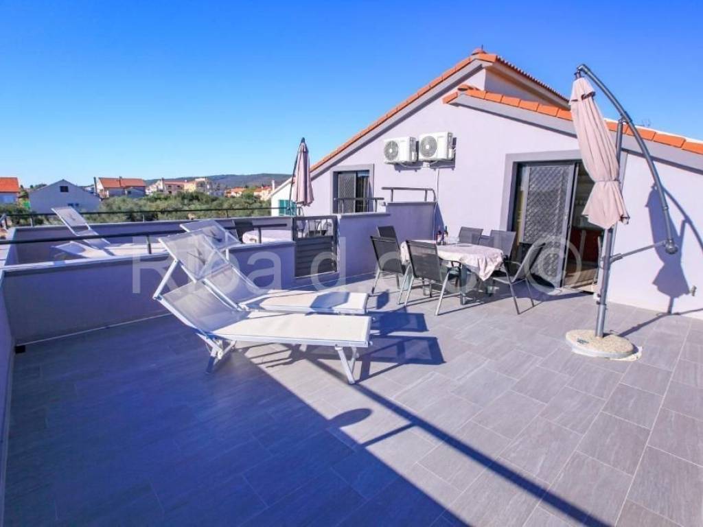 Apartmanska kuća, Prodaja, Sukošan, Sukošan