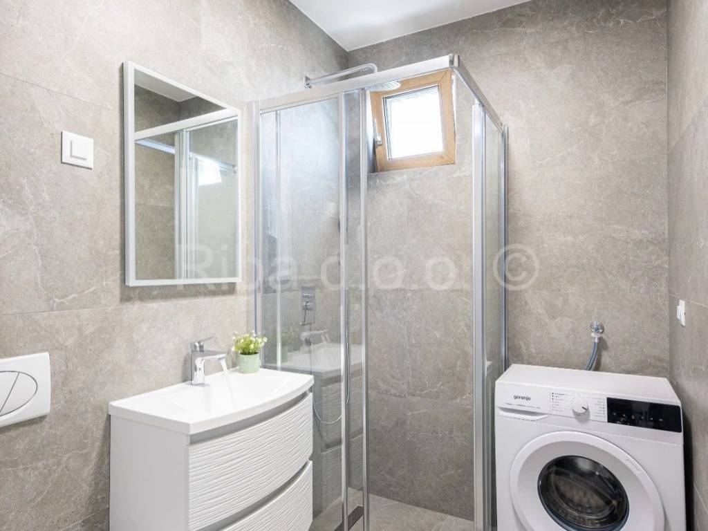 Luksuzni apartman, Prodaja, Povljana, Povljana