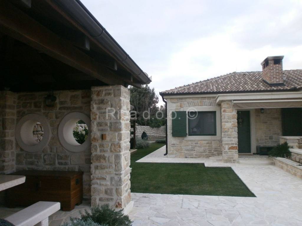 Luksuzna kuća, Prodaja, Tkon, Tkon