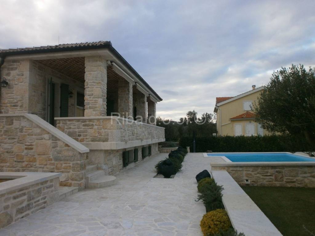 Luksuzna kuća, Prodaja, Tkon, Tkon