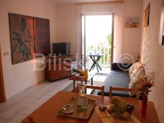 Apartmanska kuća, Prodaja, Supetar, Mirca