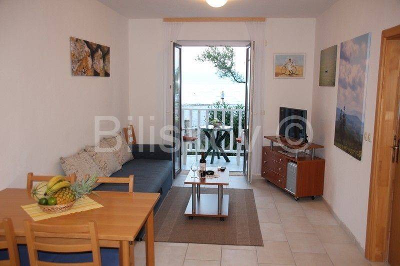 Apartmanska kuća, Prodaja, Supetar, Mirca