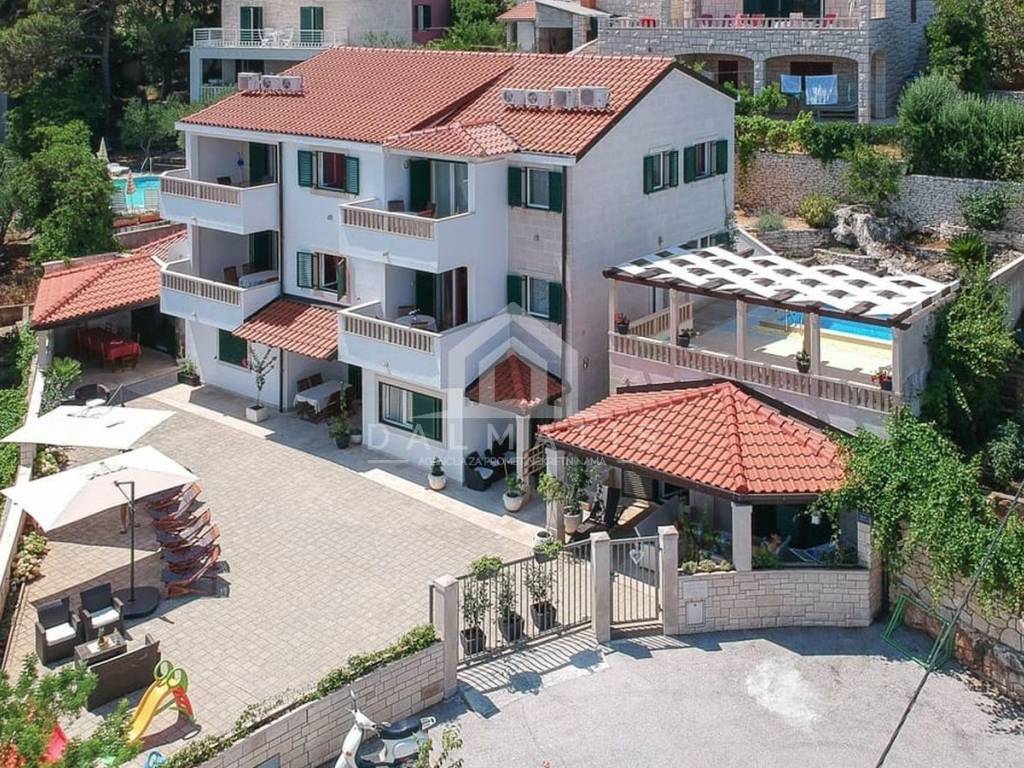 Vila, Prodaja, Supetar, Splitska