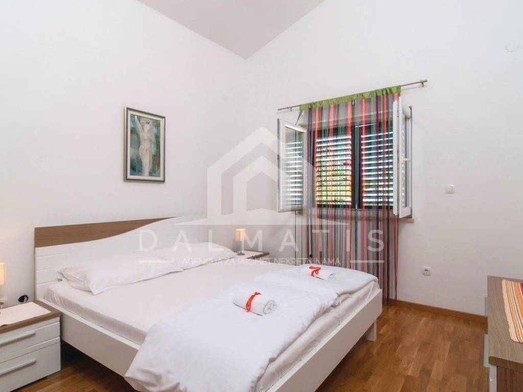 Vila, Prodaja, Supetar, Splitska