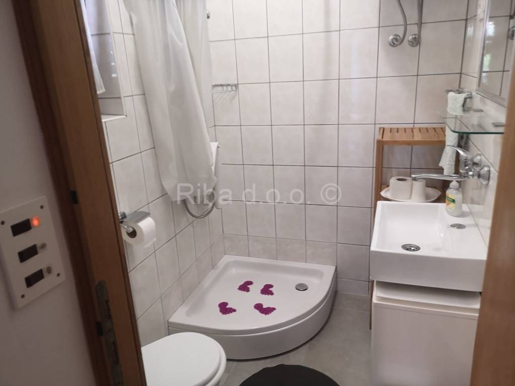 Apartmanska kuća, Prodaja, Vodice, Vodice