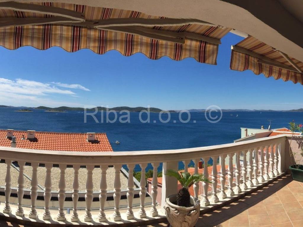 Apartmanska kuća, Prodaja, Pakoštane, Drage