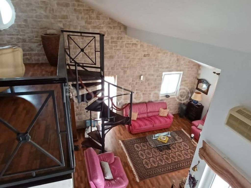 Apartmanska kuća, Prodaja, Pakoštane, Drage