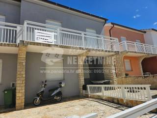 Apartman na moru, Prodaja, Vir, Vir