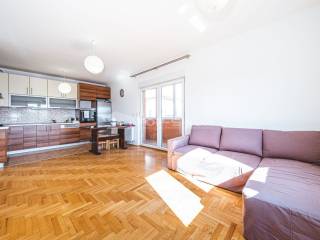 Stan u zgradi, Prodaja, Zagreb, Sesvete