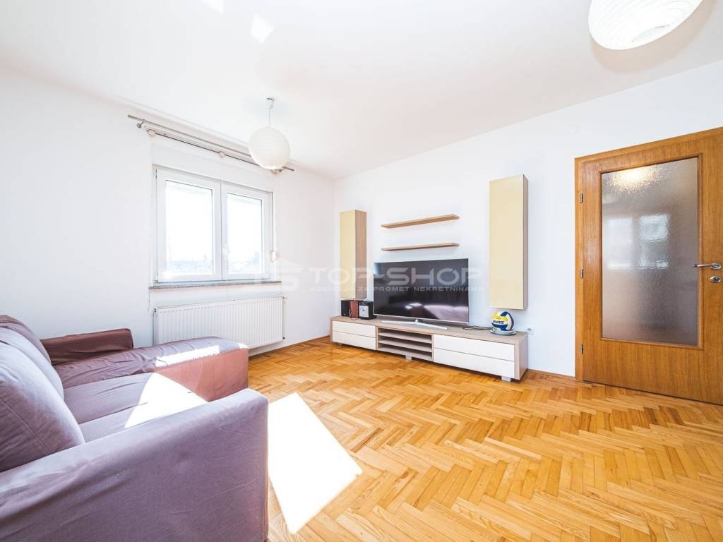 Stan u zgradi, Prodaja, Zagreb, Sesvete