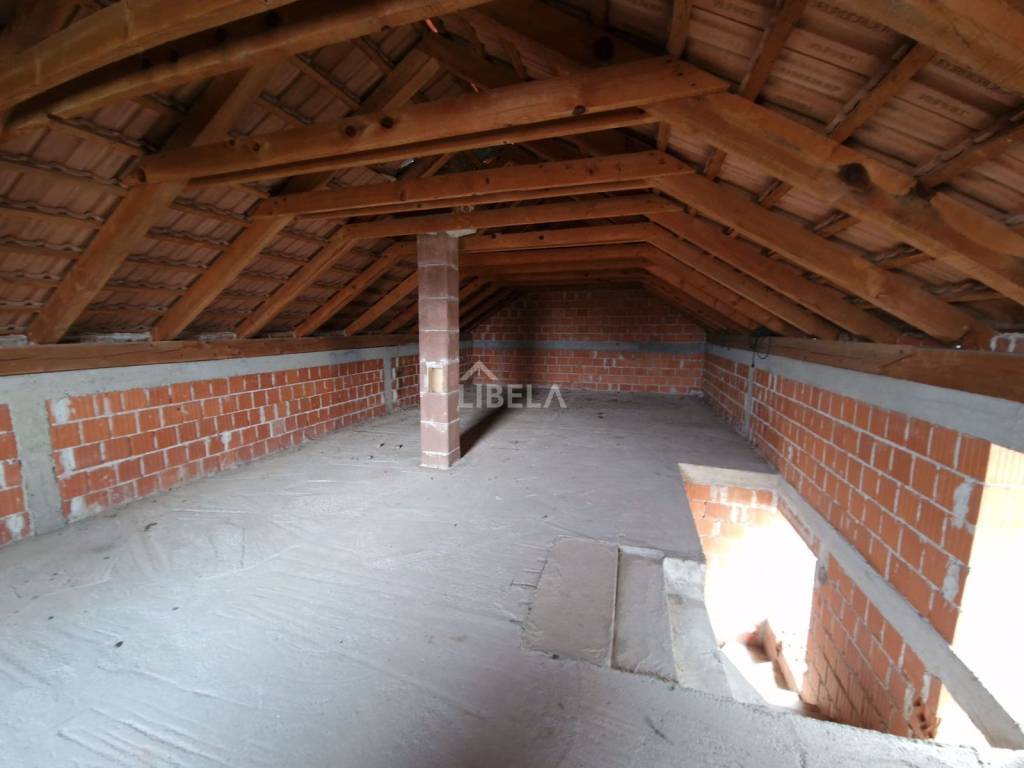 Stambeno poslovni objekt, Prodaja, Belica, Belica