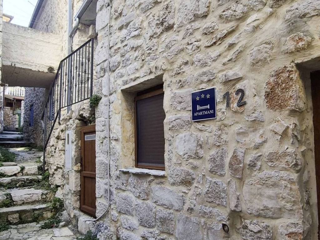 Samostojeća kuća, Prodaja, Tisno, Tisno