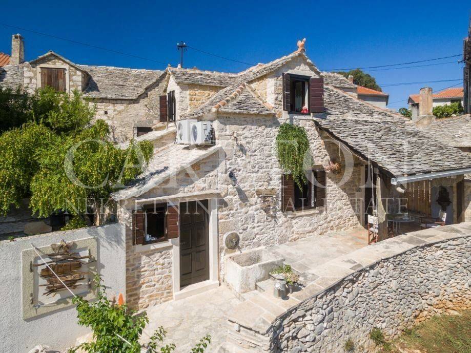 Kamena kuća, Prodaja, Supetar, Supetar