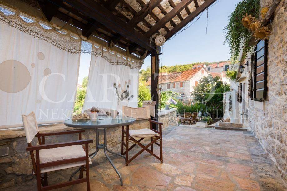 Kamena kuća, Prodaja, Supetar, Supetar