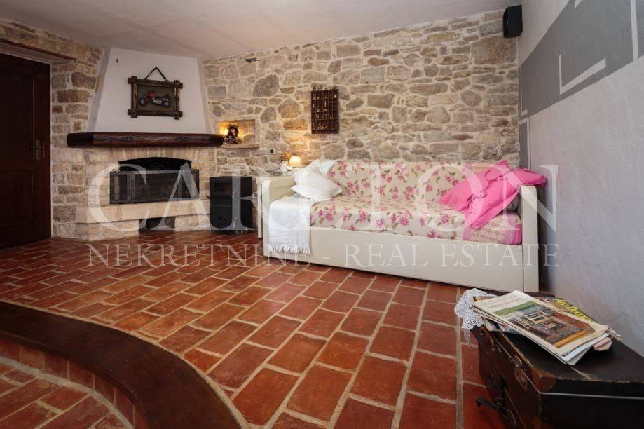 Kamena kuća, Prodaja, Supetar, Supetar