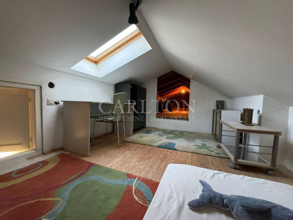 Stan u zgradi, Prodaja, Zagreb, Stenjevec