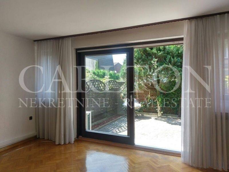 Stan u zgradi, Prodaja, Zagreb, Novi Zagreb - istok