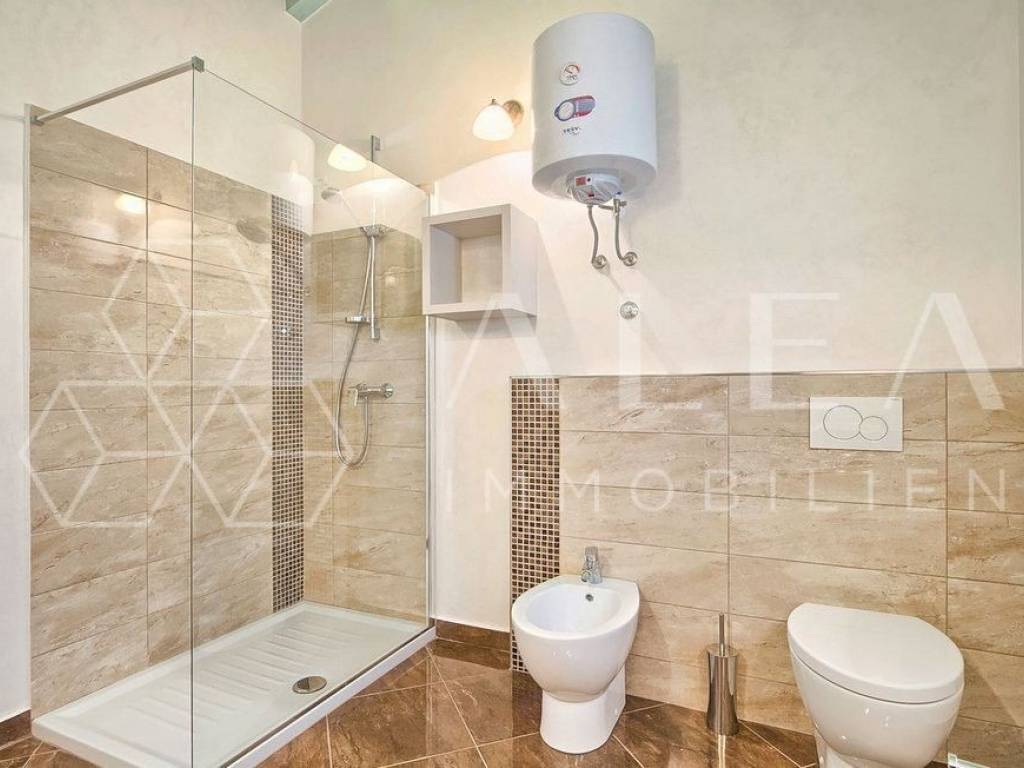 Kamena kuća, Prodaja, Tinjan, Kringa