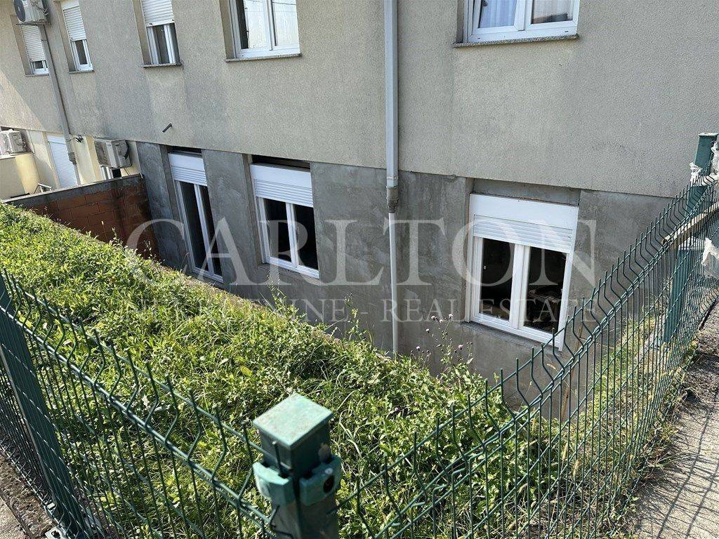 Stan u zgradi, Prodaja, Zagreb, Donja Dubrava