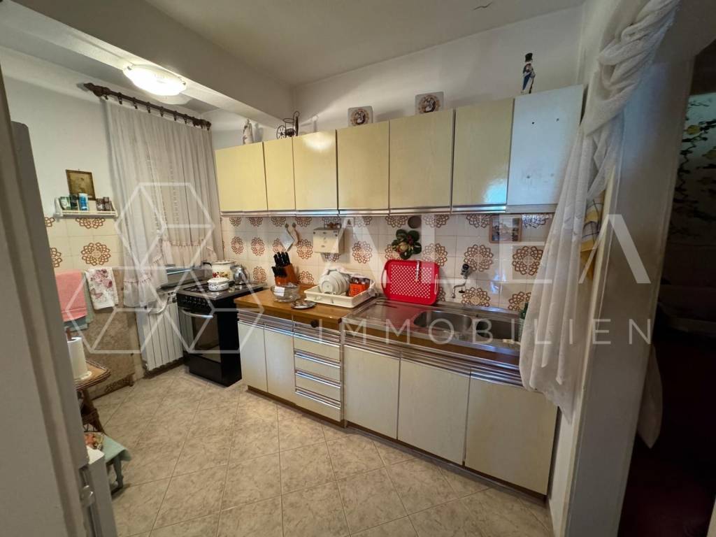 Obiteljska kuća, Prodaja, Labin, Vinež